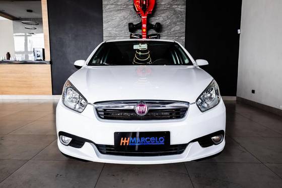 FIAT GRAND SIENA 1.6 MPI ESSENCE 16V FLEX 4P MANUAL